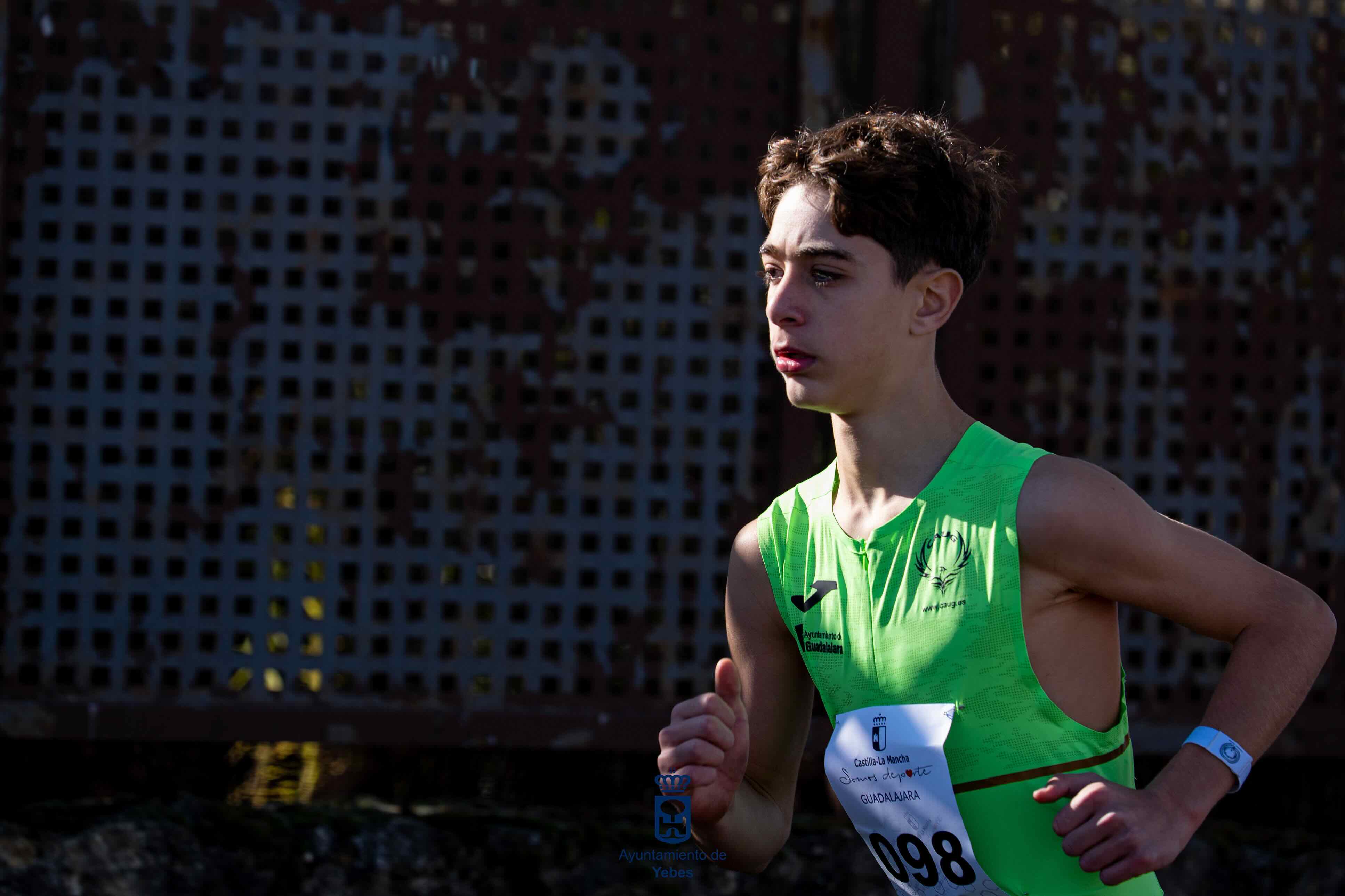 p1077231 1732735 XL 2